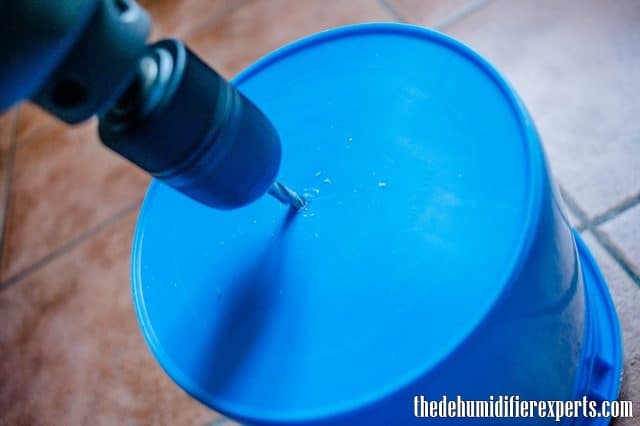 make a homemade dehumidifier step 1